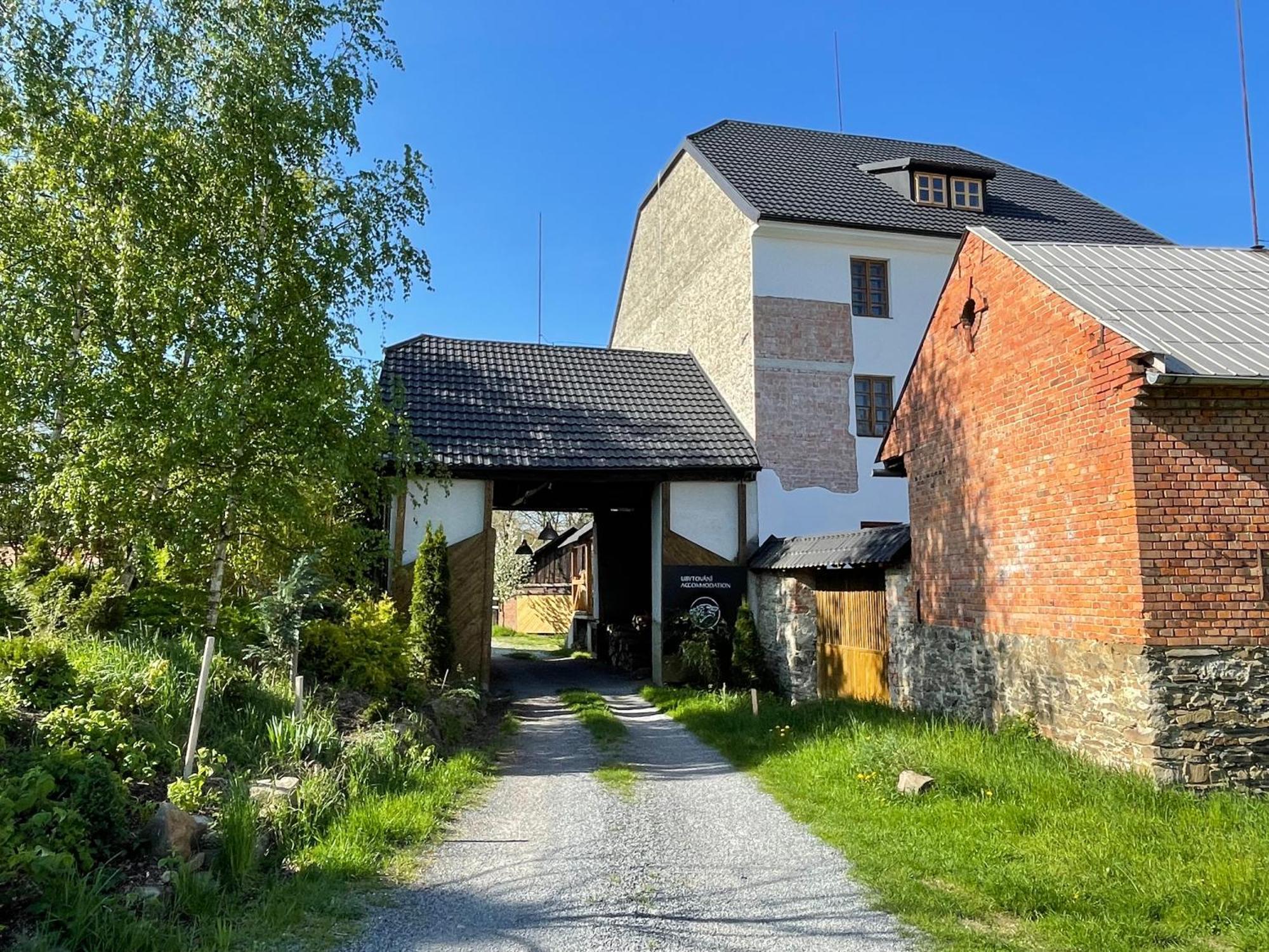 Wintermill Appartement Laznicky Buitenkant foto